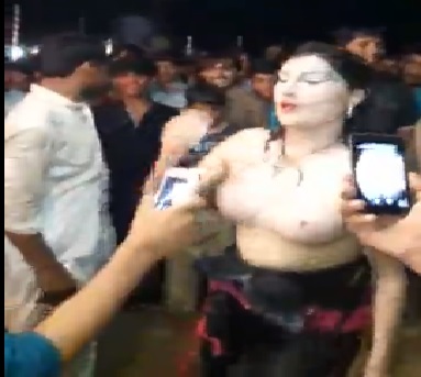 Pakistani Boobs Sex - Naked mujra by hot boobs Pakistani girl - Pakistan sex mms