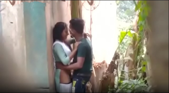 Maharashtra College Girl Sex Videos - Sexy pune girl hot porn video with classmate - Marathi sex mms