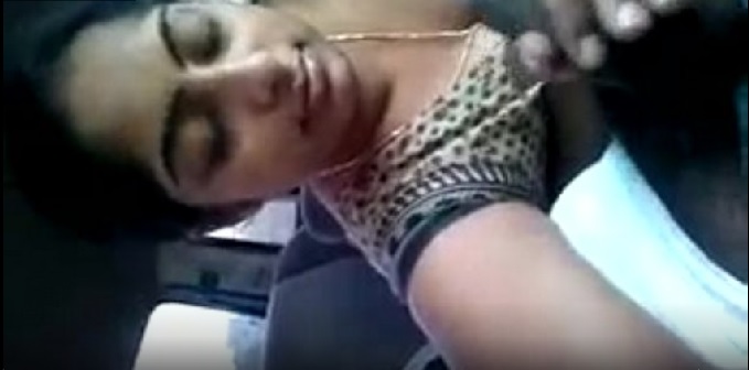 679px x 336px - Sexy malayali bhabhi outdoor blowjob - Mallu hot porn