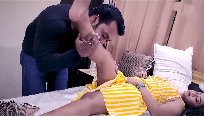 Biwisex - Hindi sex video of biwi and miya - Desi porn bf