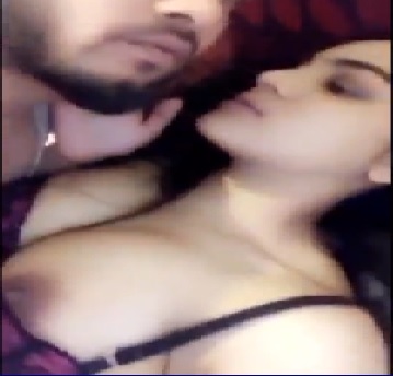359px x 345px - Sexy indian actress nipple slip - Desi heroine porn