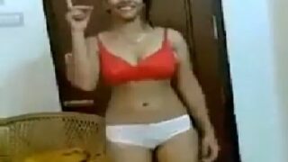 Kerala chechi mary posing nude for lover