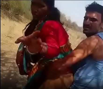 Villag Randi Sex - Jungle sex of village randi caught - Indian outdoor porn