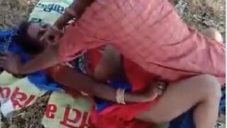 Dehati wife caught cheating on husband