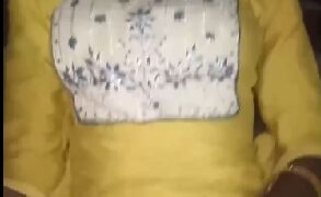 Cute desi punjabi girl fuddi drilling mms