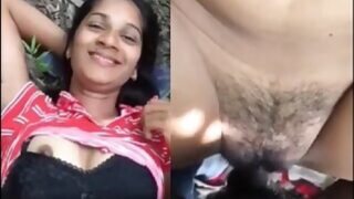 Karanataka married girl sex in jungle